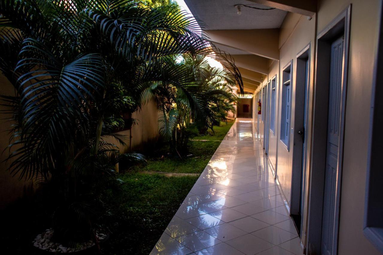 Ozaki'S Hotel Tailandia Екстер'єр фото